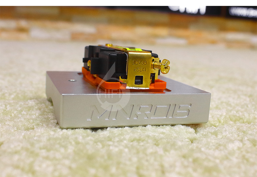 摩諾士MR-2,Mnrois MR-2